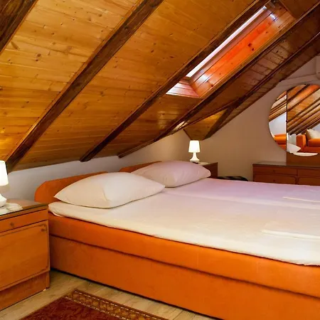 スタジオ ラバンダ *