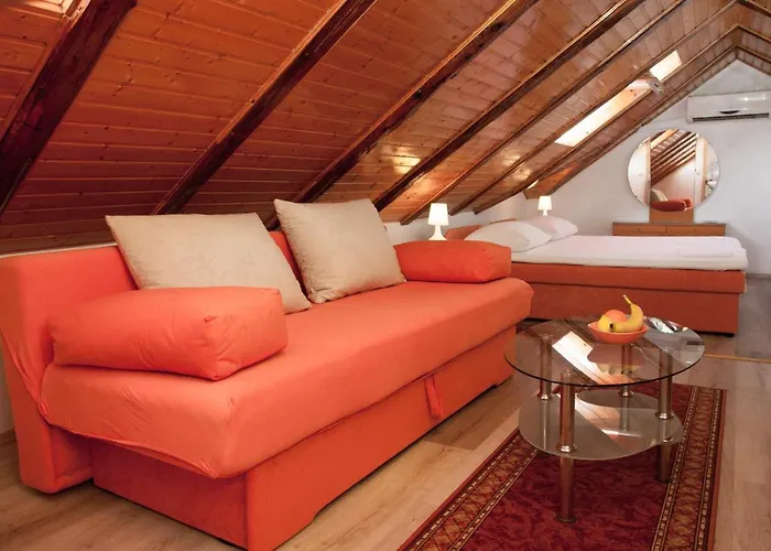 Studio Lavanda * سبليت